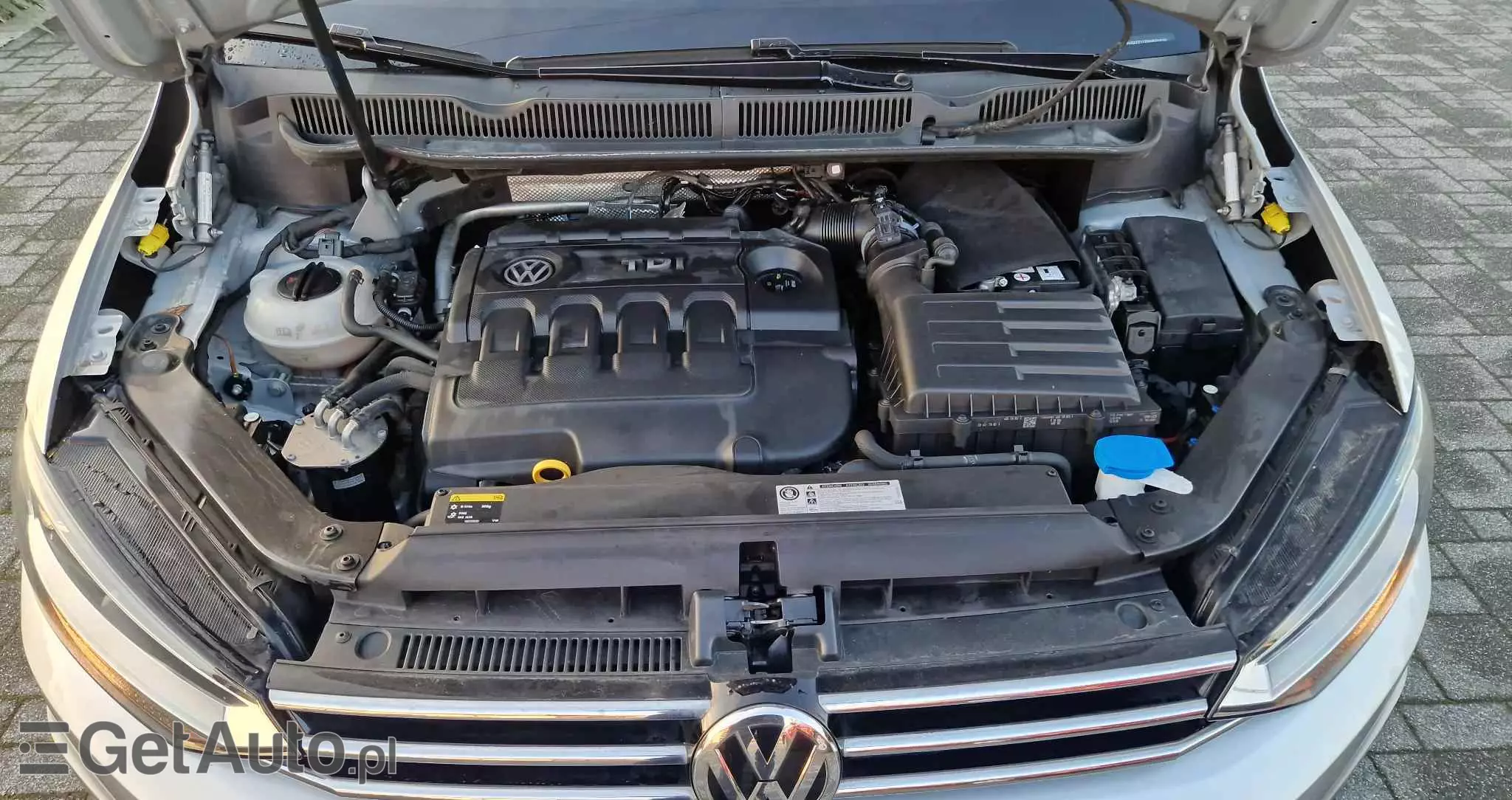 VOLKSWAGEN Touran 1.6 TDI SCR BlueMotion Technology DSG Comfortline