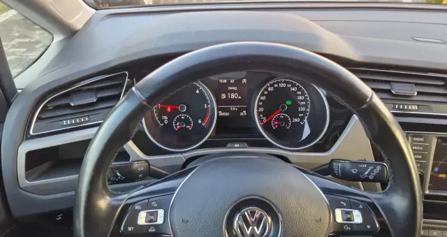 VOLKSWAGEN Touran 1.6 TDI SCR BlueMotion Technology DSG Comfortline