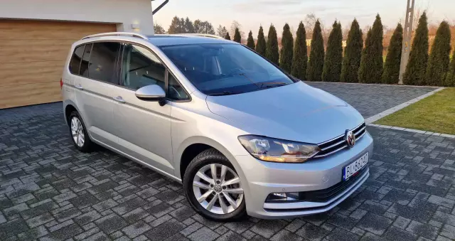 VOLKSWAGEN Touran 1.6 TDI SCR BlueMotion Technology DSG Comfortline
