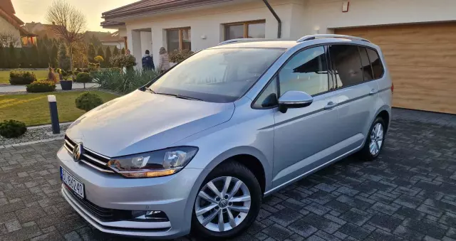 VOLKSWAGEN Touran 1.6 TDI SCR BlueMotion Technology DSG Comfortline