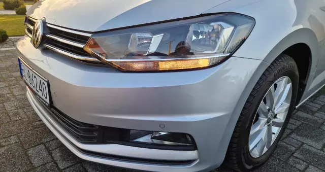 VOLKSWAGEN Touran 1.6 TDI SCR BlueMotion Technology DSG Comfortline