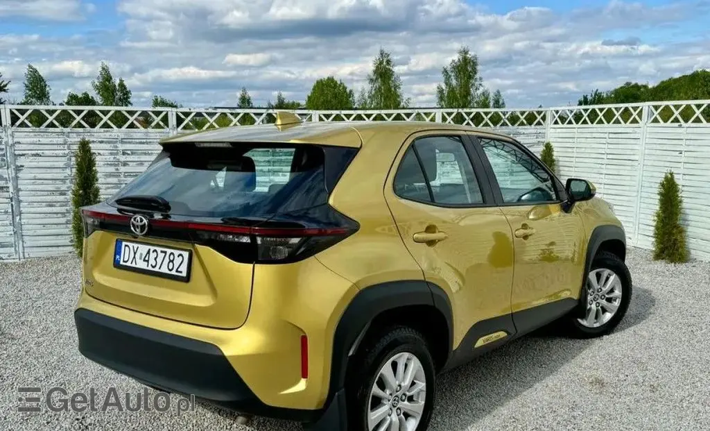 TOYOTA Yaris Cross 