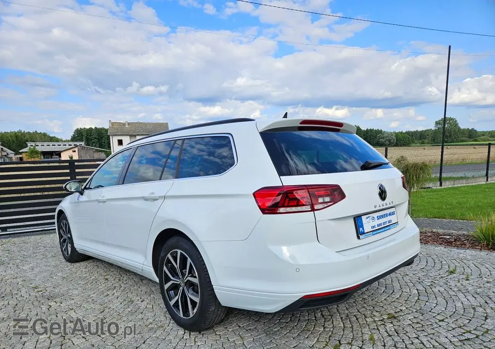 VOLKSWAGEN Passat 1.5 TSI EVO Business