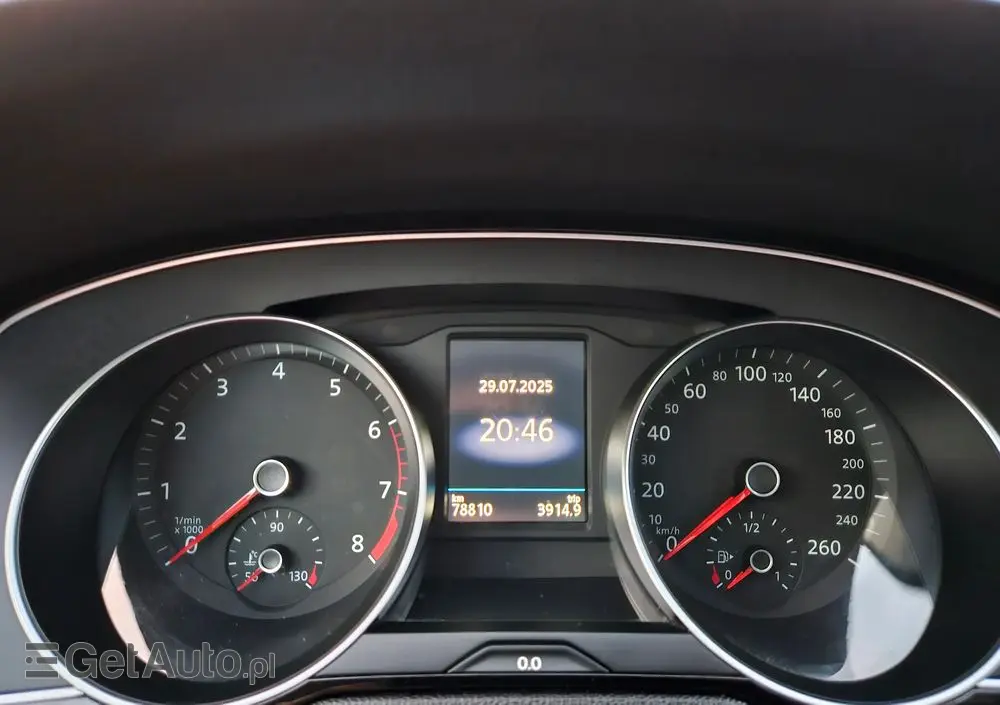 VOLKSWAGEN Passat 1.5 TSI EVO Business