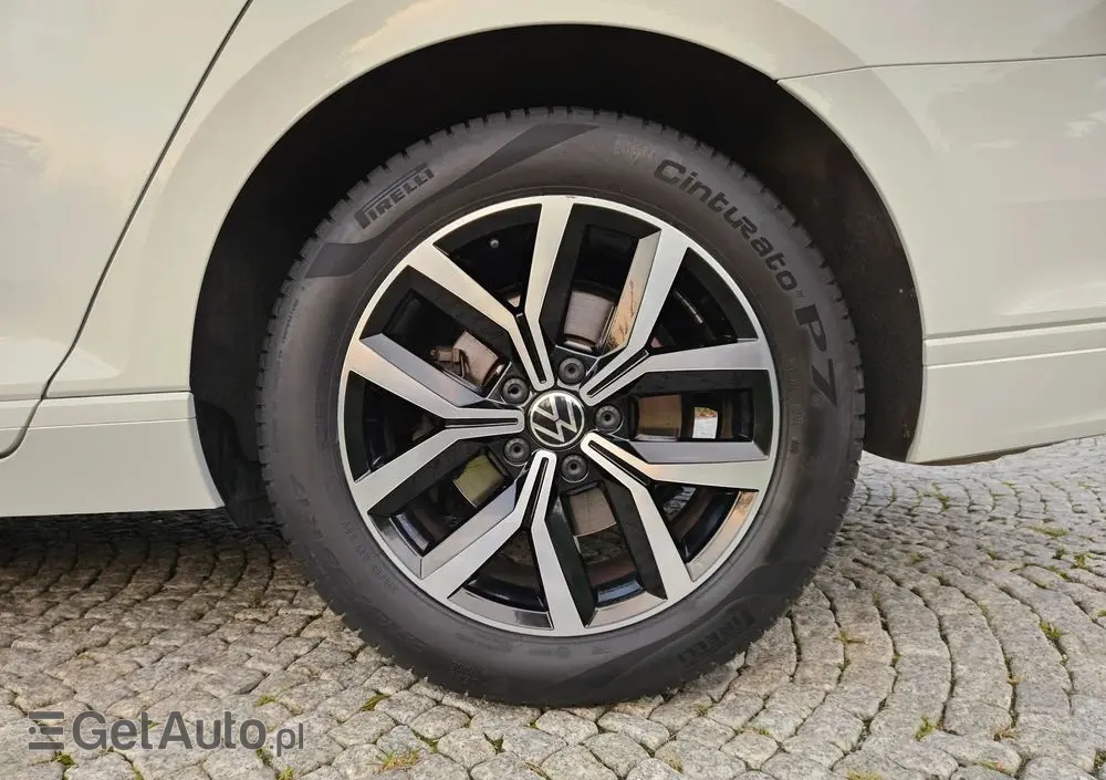 VOLKSWAGEN Passat 1.5 TSI EVO Business