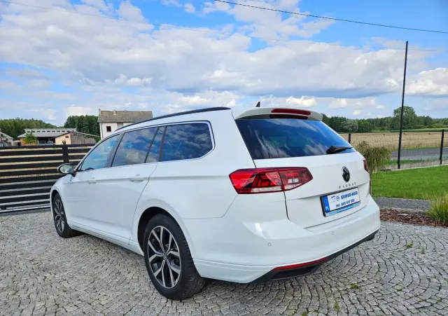 VOLKSWAGEN Passat 1.5 TSI EVO Business