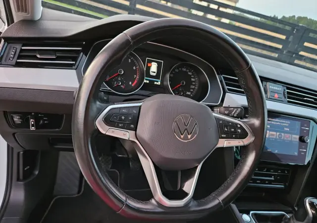 VOLKSWAGEN Passat 1.5 TSI EVO Business