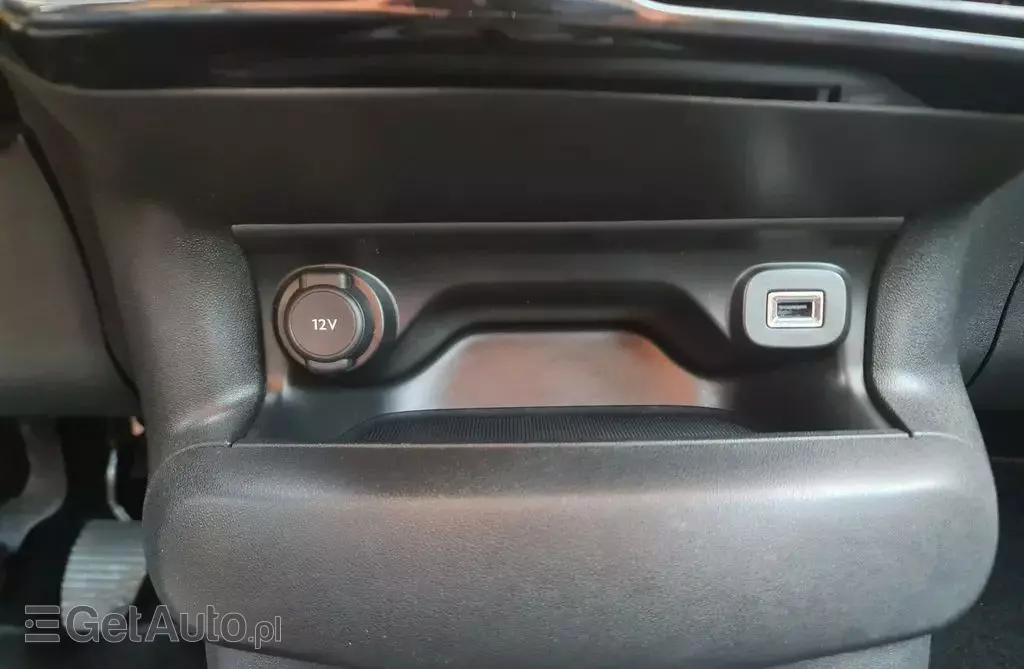 CITROEN C4 1.2 e-THP (110 KM)