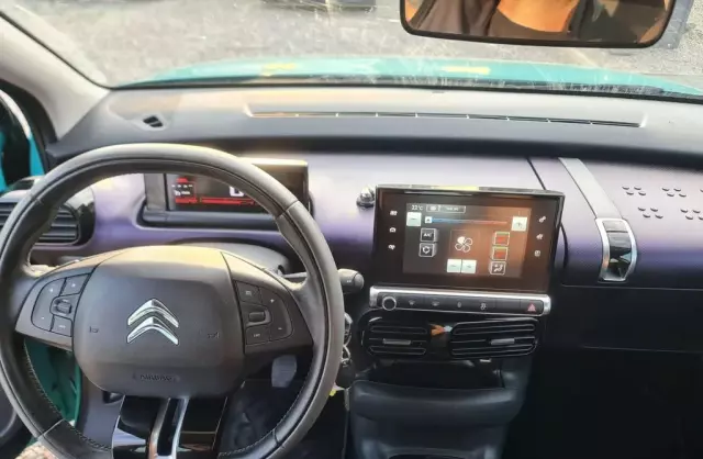 CITROEN C4 1.2 e-THP (110 KM)