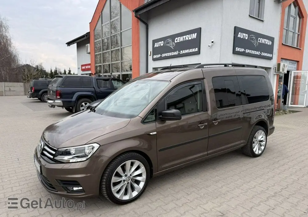 VOLKSWAGEN Caddy Highline DSG