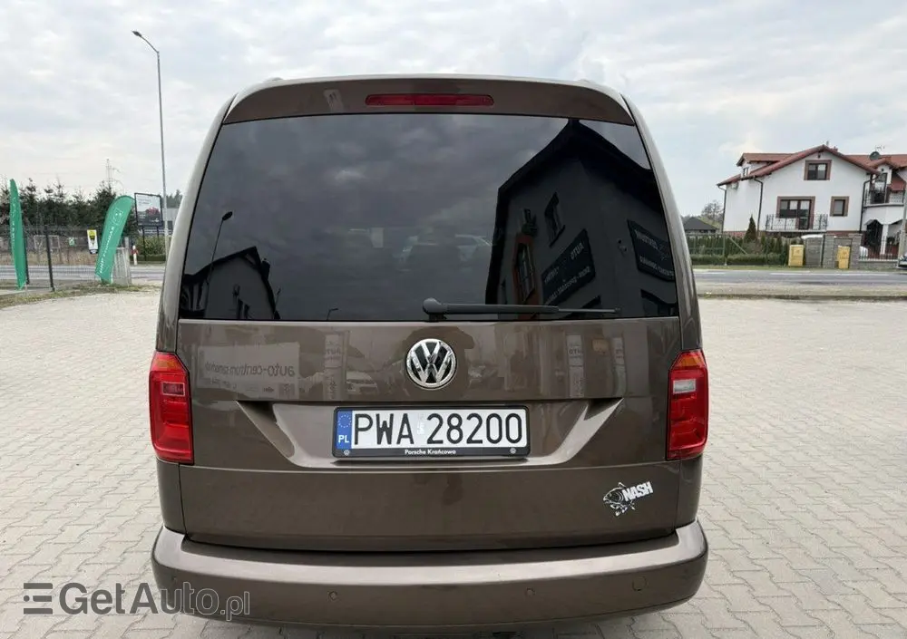 VOLKSWAGEN Caddy Highline DSG