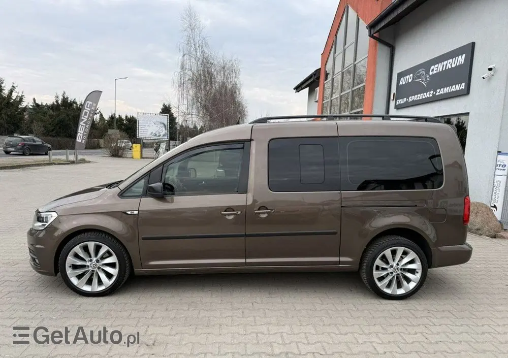 VOLKSWAGEN Caddy Highline DSG