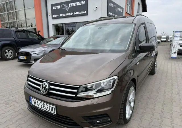 VOLKSWAGEN Caddy Highline DSG