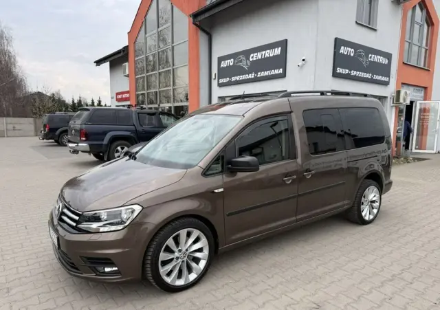 VOLKSWAGEN Caddy Highline DSG