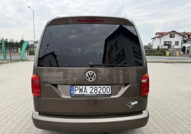 VOLKSWAGEN Caddy Highline DSG