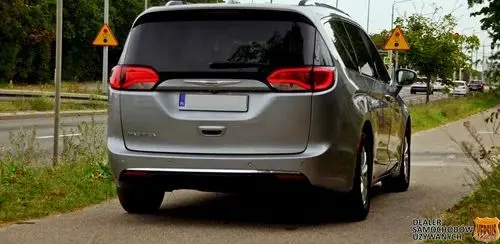 CHRYSLER Pacifica 