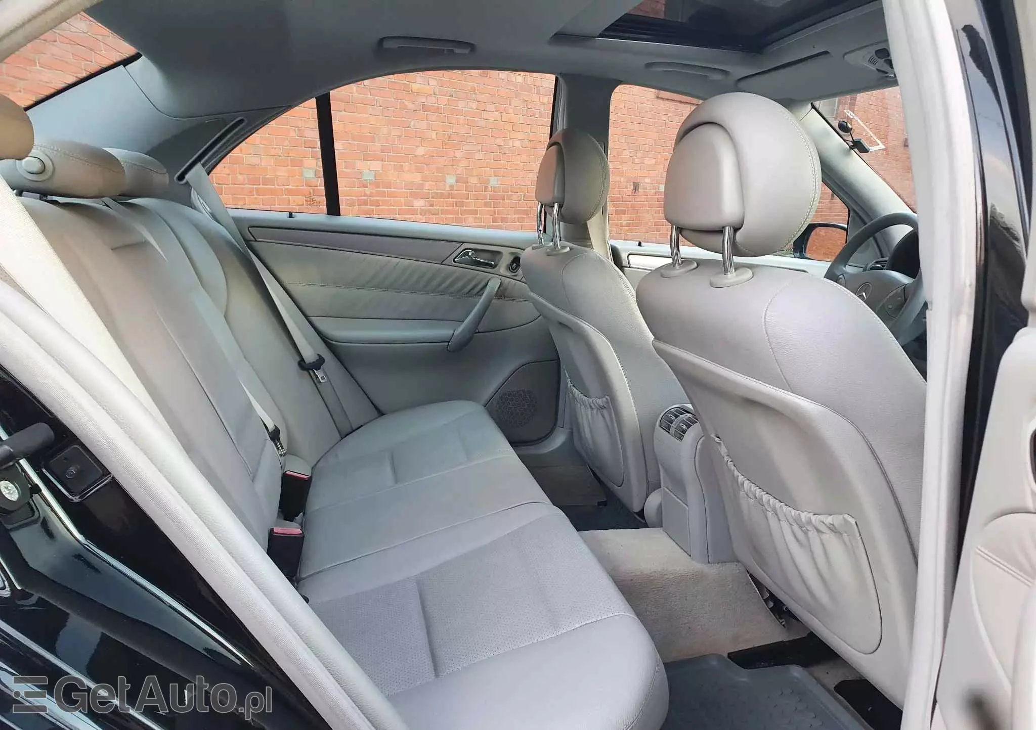 MERCEDES-BENZ Klasa C 240 T 4Matic Avantgarde