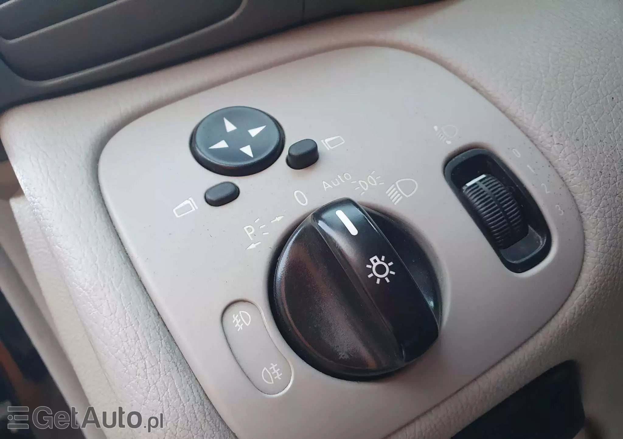 MERCEDES-BENZ Klasa C 240 T 4Matic Avantgarde