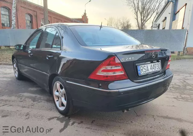 MERCEDES-BENZ Klasa C 240 T 4Matic Avantgarde