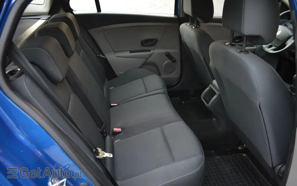 RENAULT Megane 1.6 16V 100 TomTom Edition