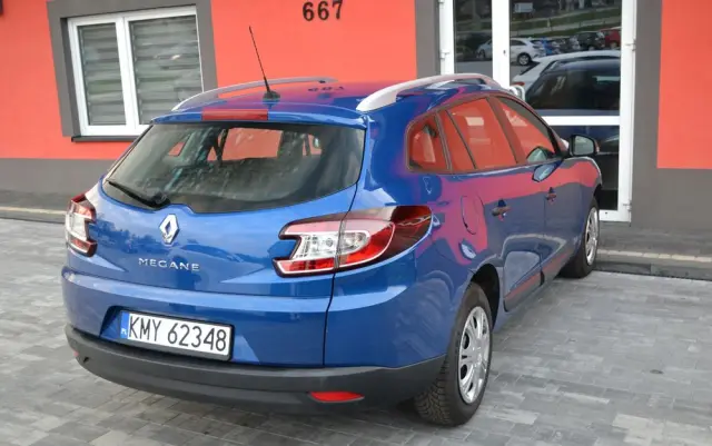 RENAULT Megane 1.6 16V 100 TomTom Edition