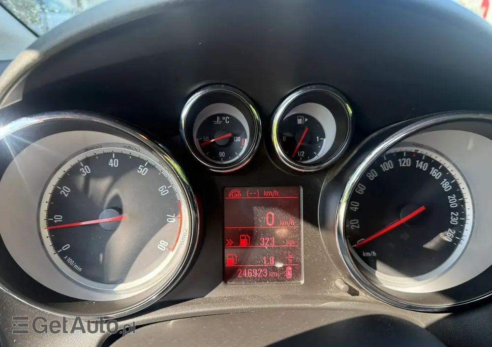 OPEL Astra 1.4 T Business EU6