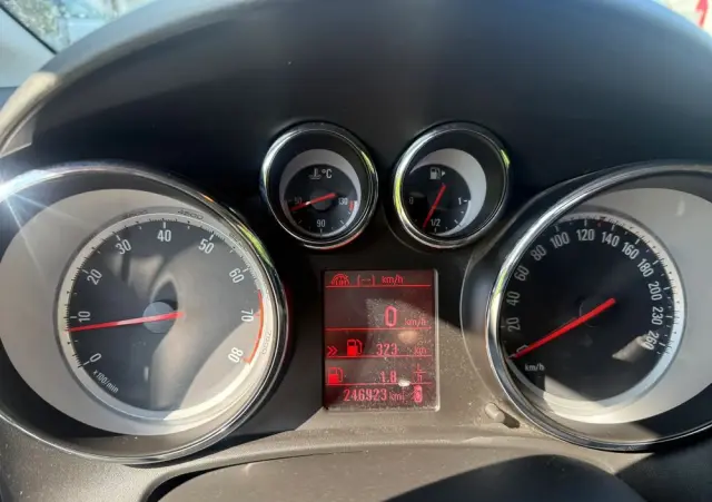 OPEL Astra 1.4 T Business EU6