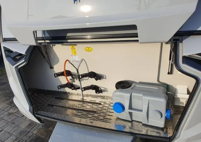 KNAUS Sudwind 580 QS wersja jubileuszowa 