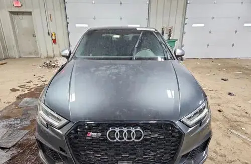 AUDI Rs3 