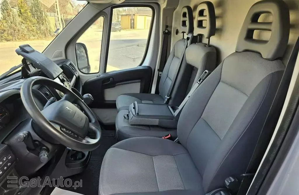 PEUGEOT Boxer 