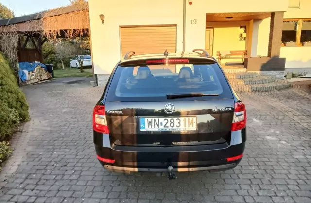 SKODA Octavia 
