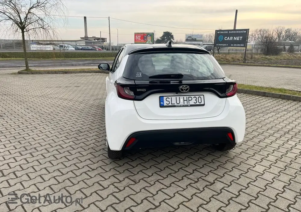 TOYOTA Yaris 1.5 Style