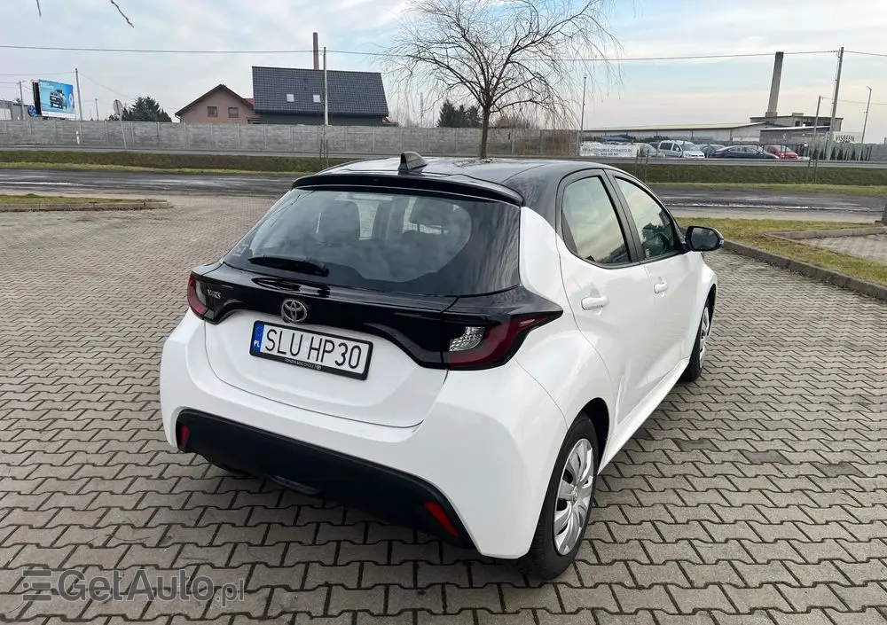 TOYOTA Yaris 1.5 Style