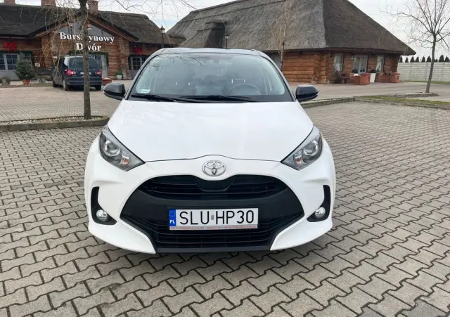 TOYOTA Yaris 1.5 Style