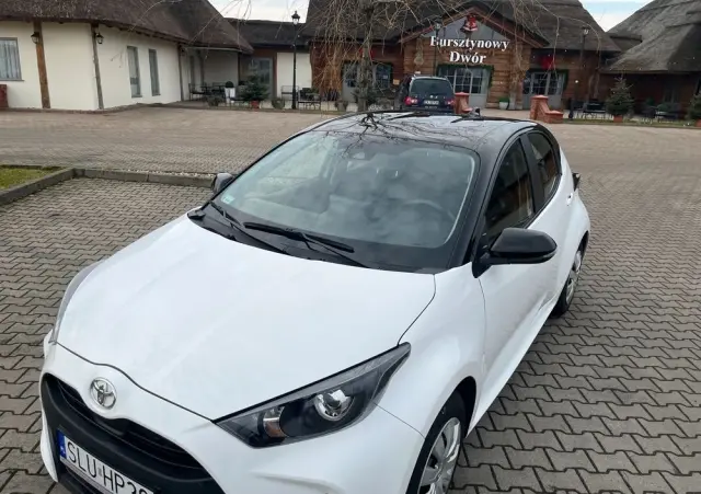 TOYOTA Yaris 1.5 Style