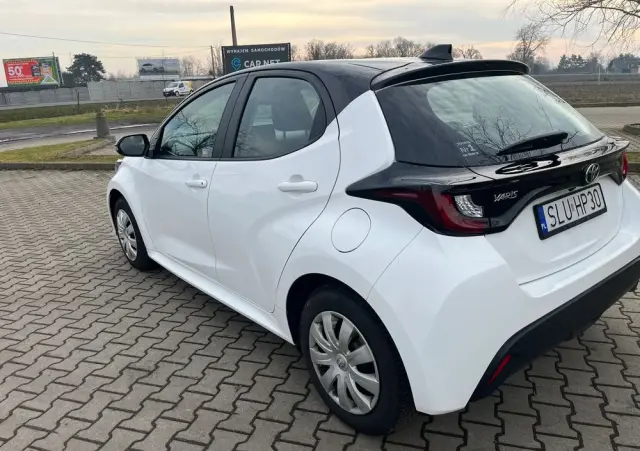 TOYOTA Yaris 1.5 Style