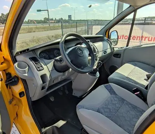 OPEL Vivaro 