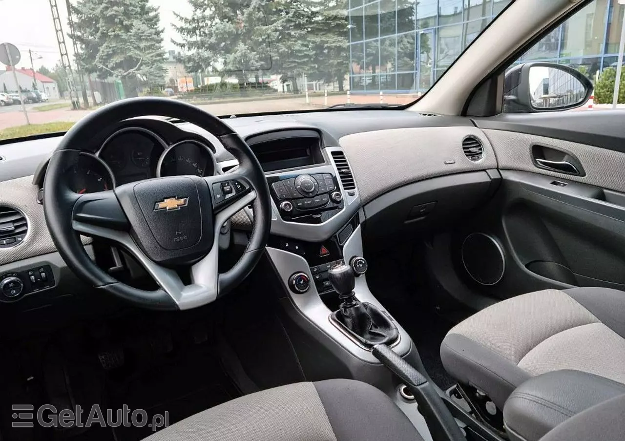 CHEVROLET Cruze 1.6 LS