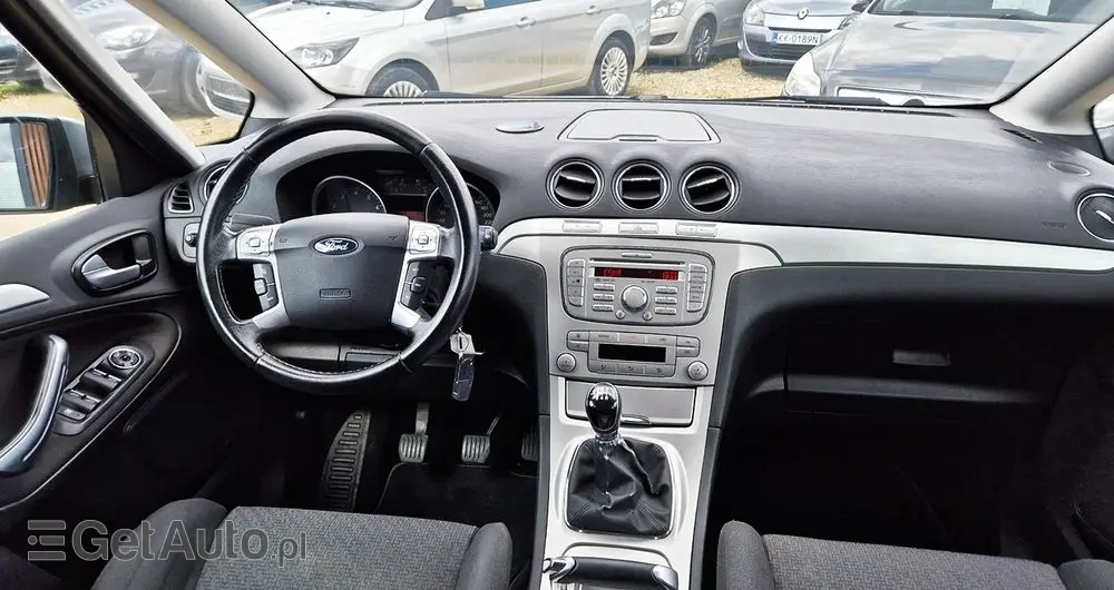 FORD S-Max 2.0 FF Titanium