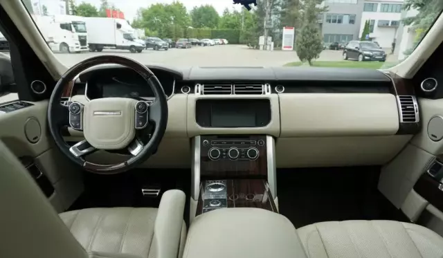 LAND ROVER Range Rover 