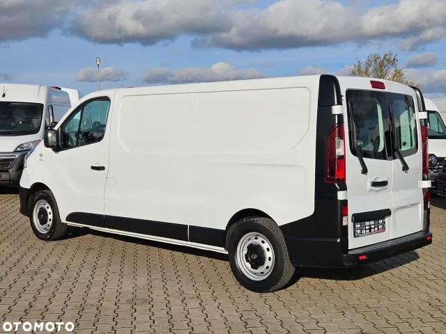 RENAULT Trafic L2H1P2 Business