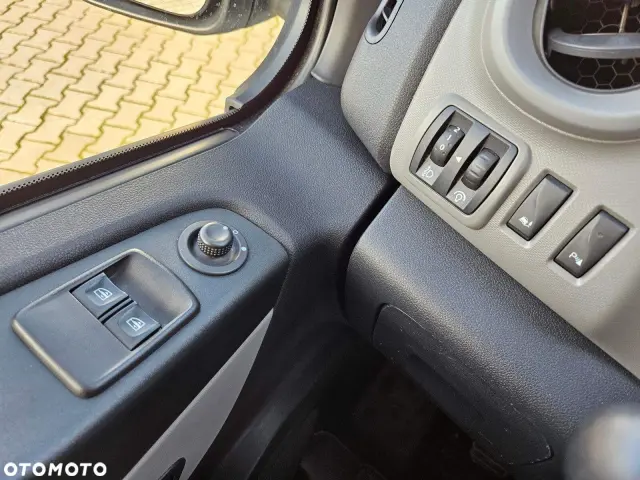 RENAULT Trafic L2H1P2 Business