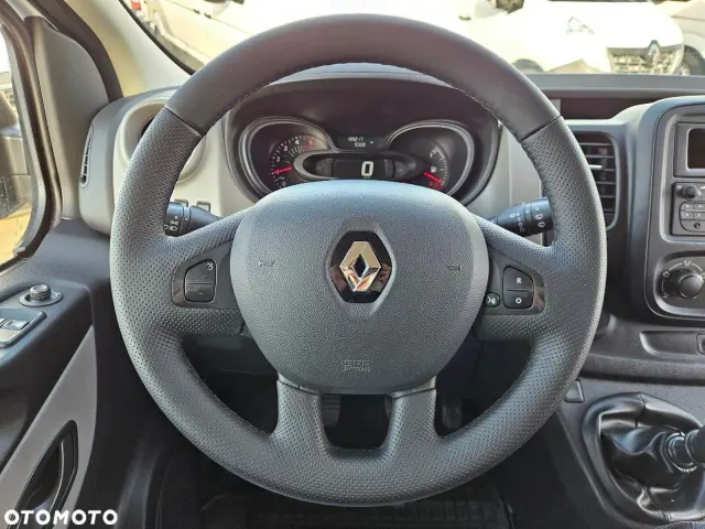 RENAULT Trafic L2H1P2 Business