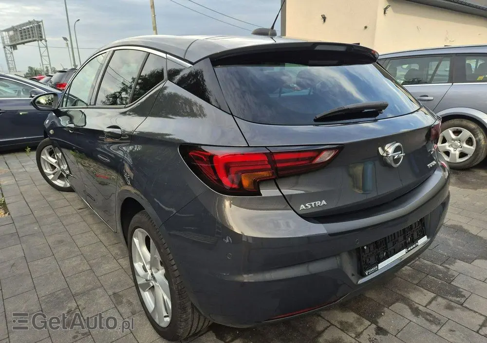 OPEL Astra 1.4 Turbo Dynamic