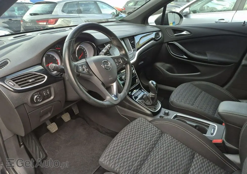 OPEL Astra 1.4 Turbo Dynamic