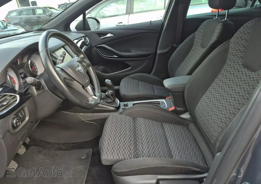 OPEL Astra 1.4 Turbo Dynamic