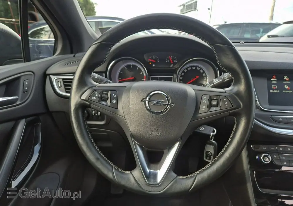 OPEL Astra 1.4 Turbo Dynamic