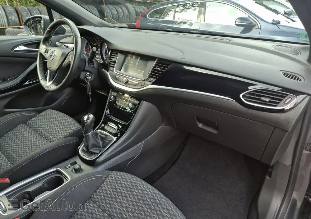 OPEL Astra 1.4 Turbo Dynamic