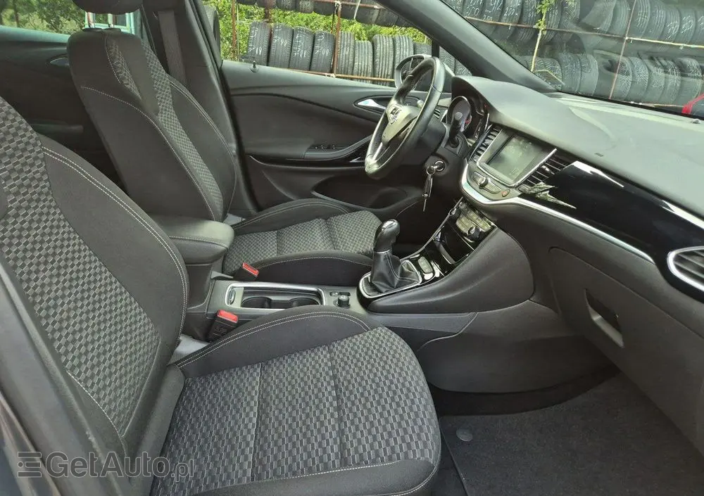 OPEL Astra 1.4 Turbo Dynamic