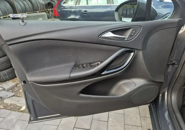 OPEL Astra 1.4 Turbo Dynamic